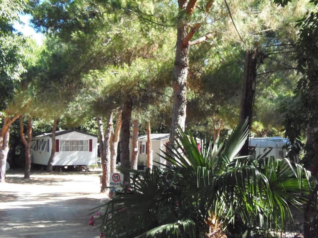 Отель Camping Le Rancho Аржель-сюр-Мер Экстерьер фото